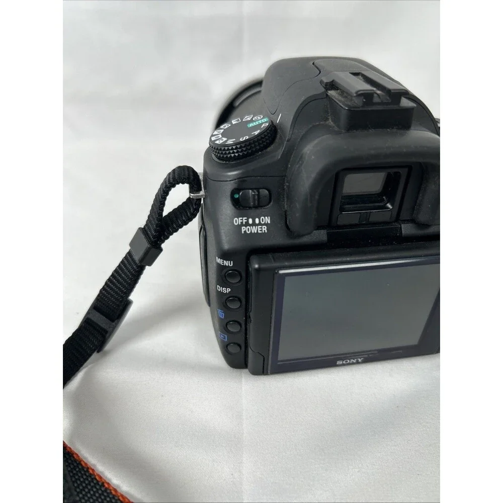 Sony A300 DSLR Camera With 18-70 Lens Camera Bag Battery Sandisk Card & Reader